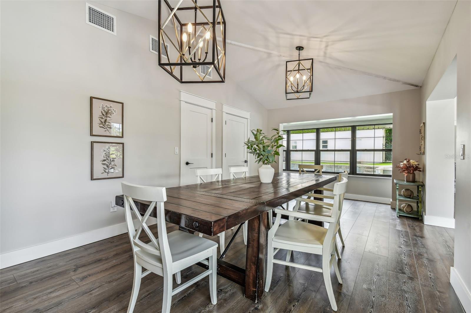 FAIRWAY MANOR - Residential