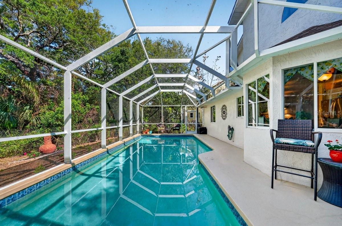 LIGHTHOUSE SHORES - Residential