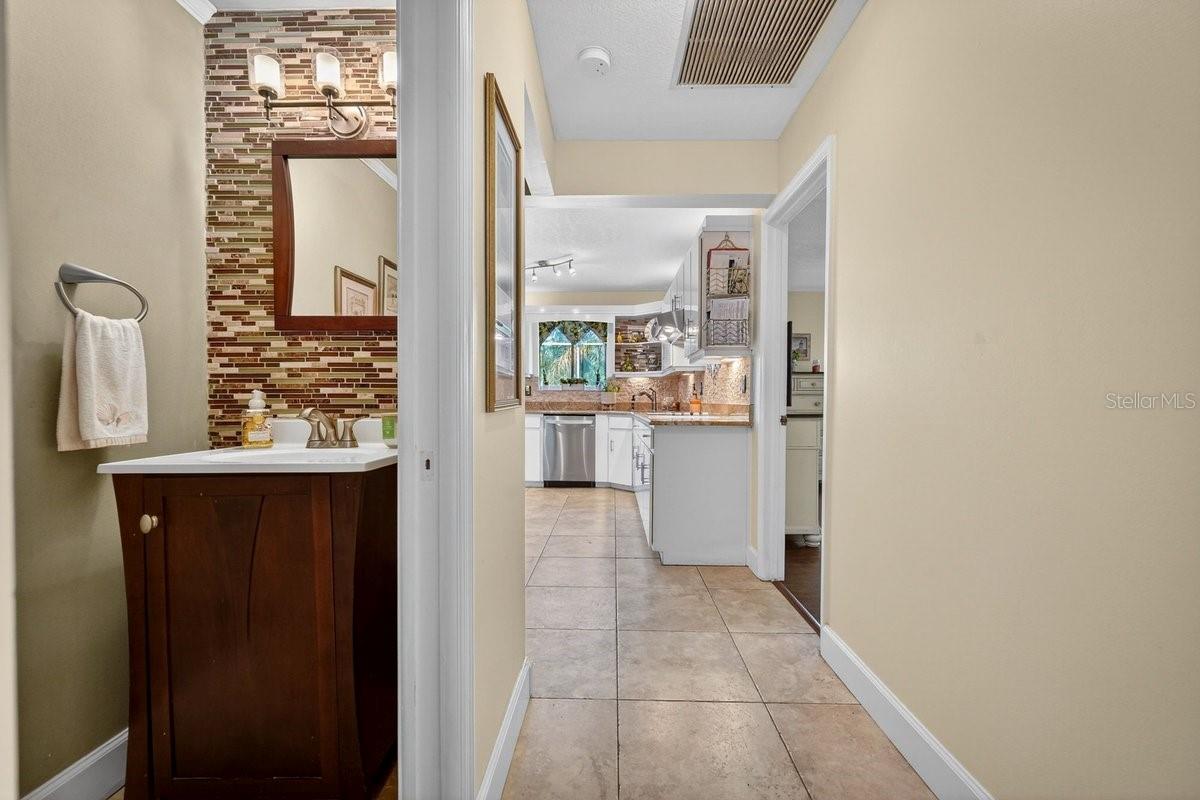 LIGHTHOUSE SHORES - Residential