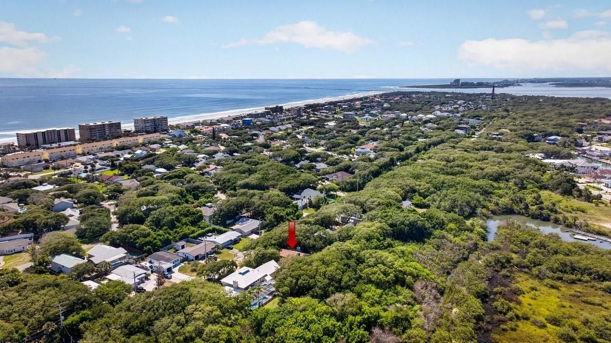 LIGHTHOUSE SHORES - Residential