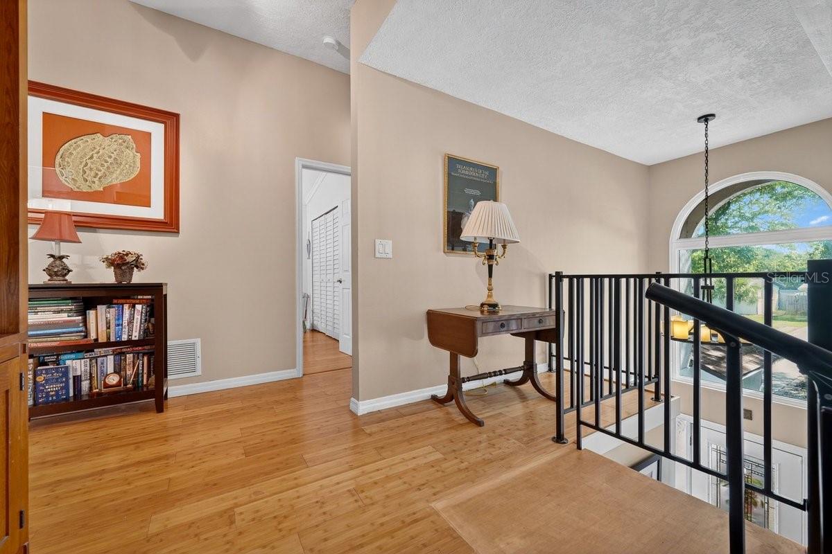 LIGHTHOUSE SHORES - Residential