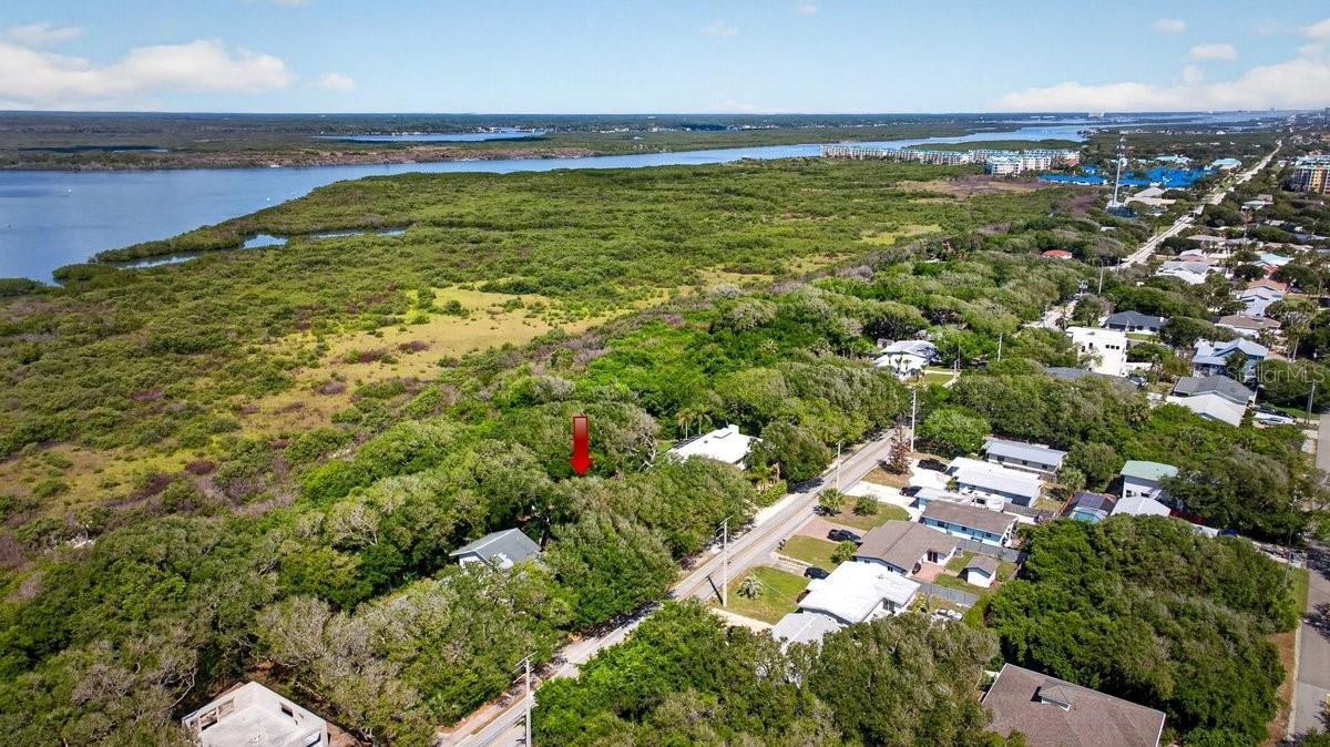 LIGHTHOUSE SHORES - Residential
