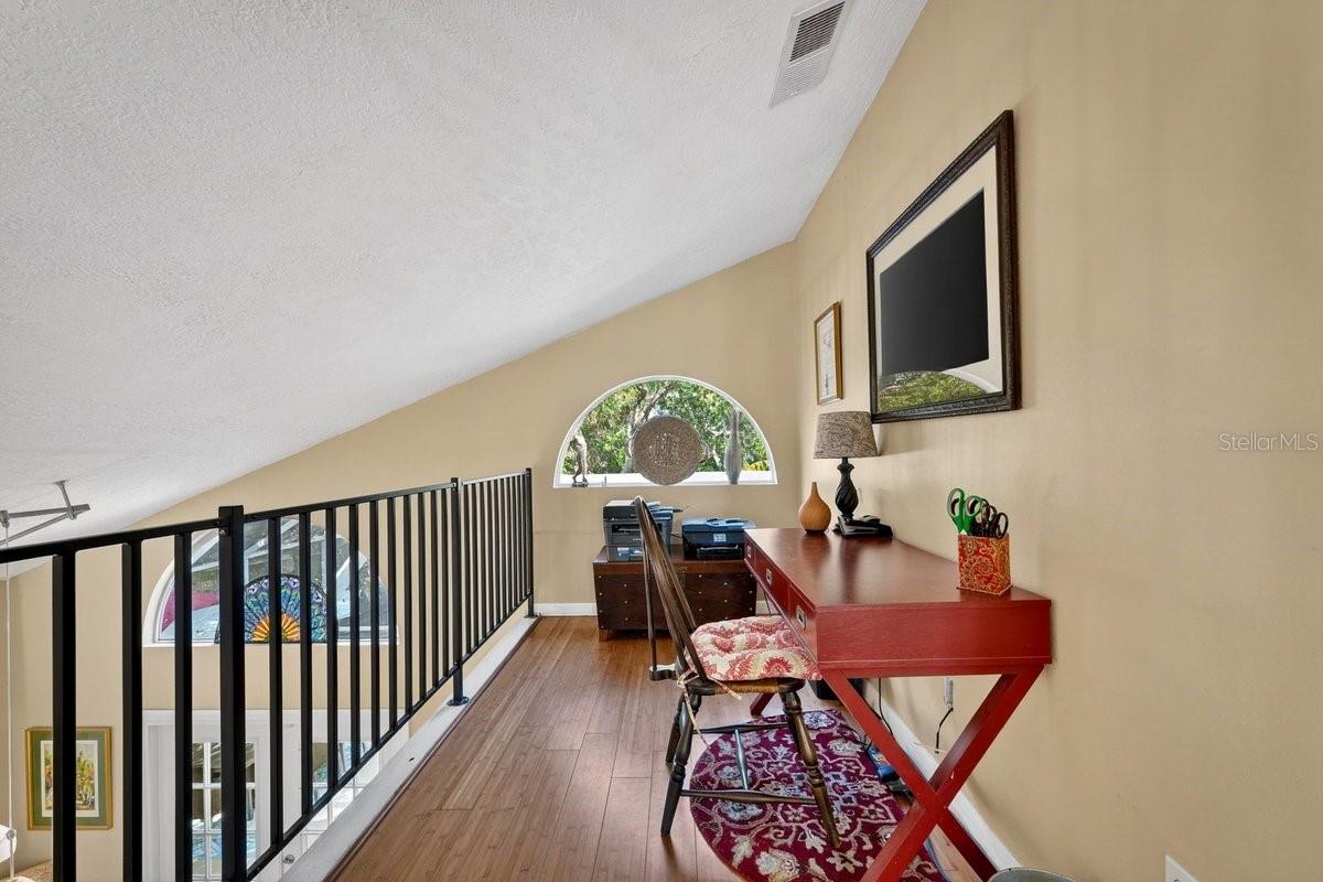 LIGHTHOUSE SHORES - Residential