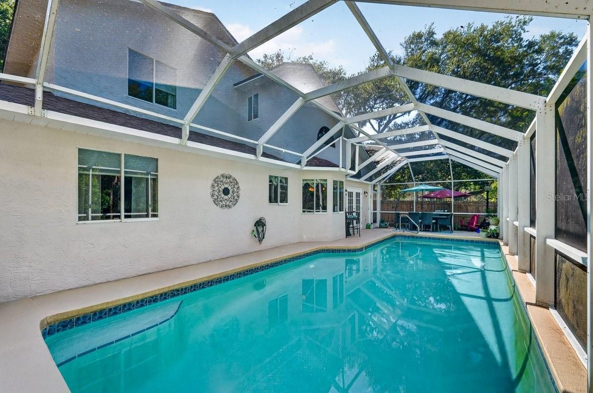LIGHTHOUSE SHORES - Residential