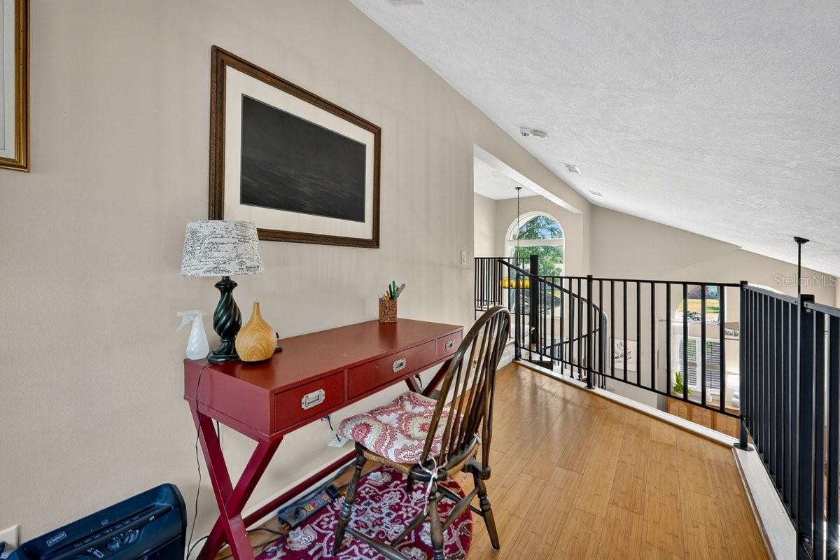 LIGHTHOUSE SHORES - Residential