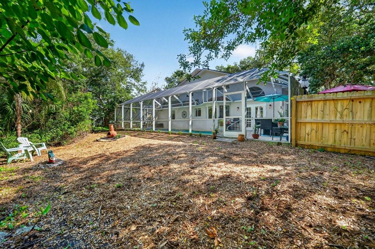 LIGHTHOUSE SHORES - Residential