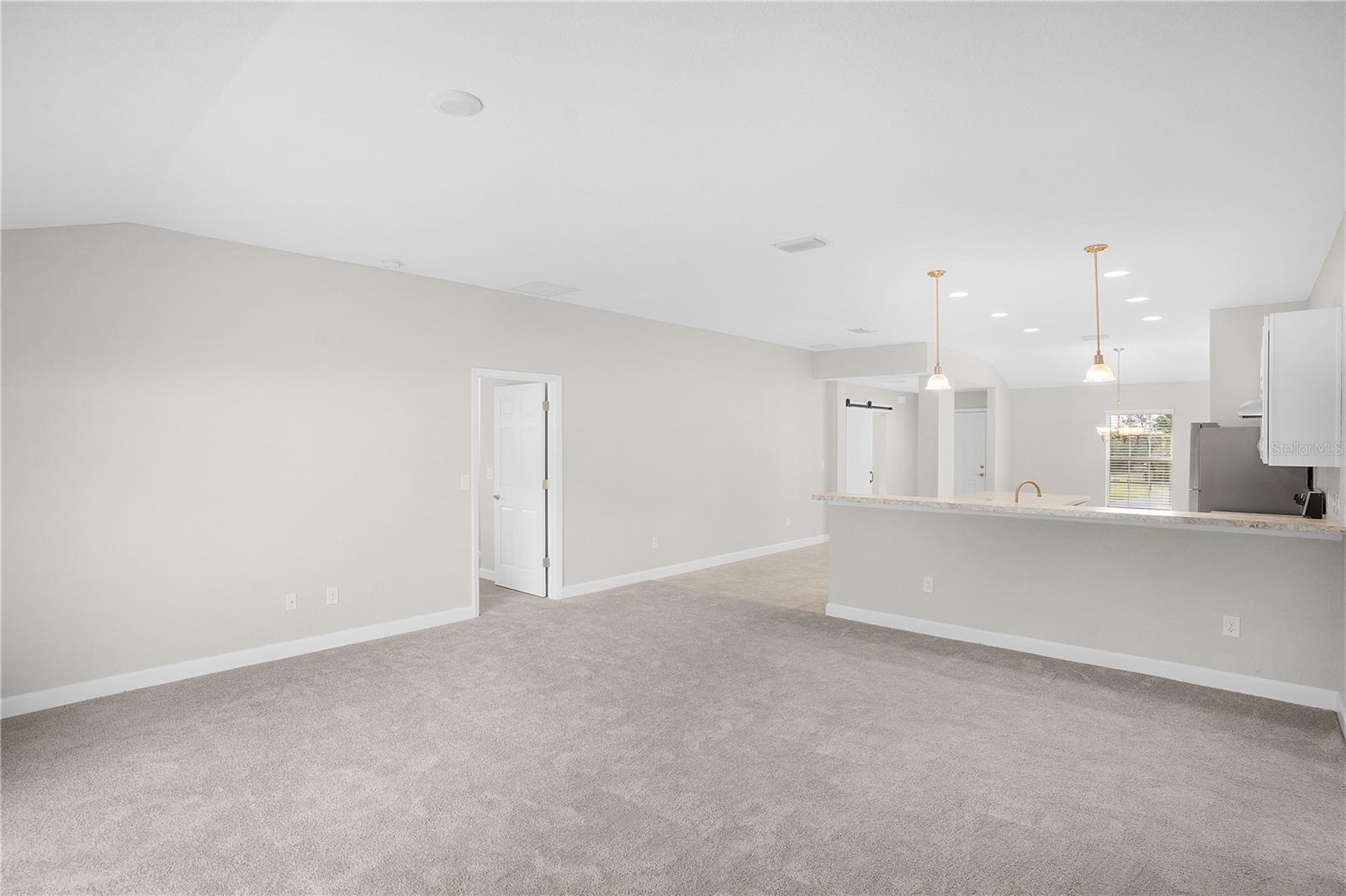 MARION OAKS UN TEN - Residential