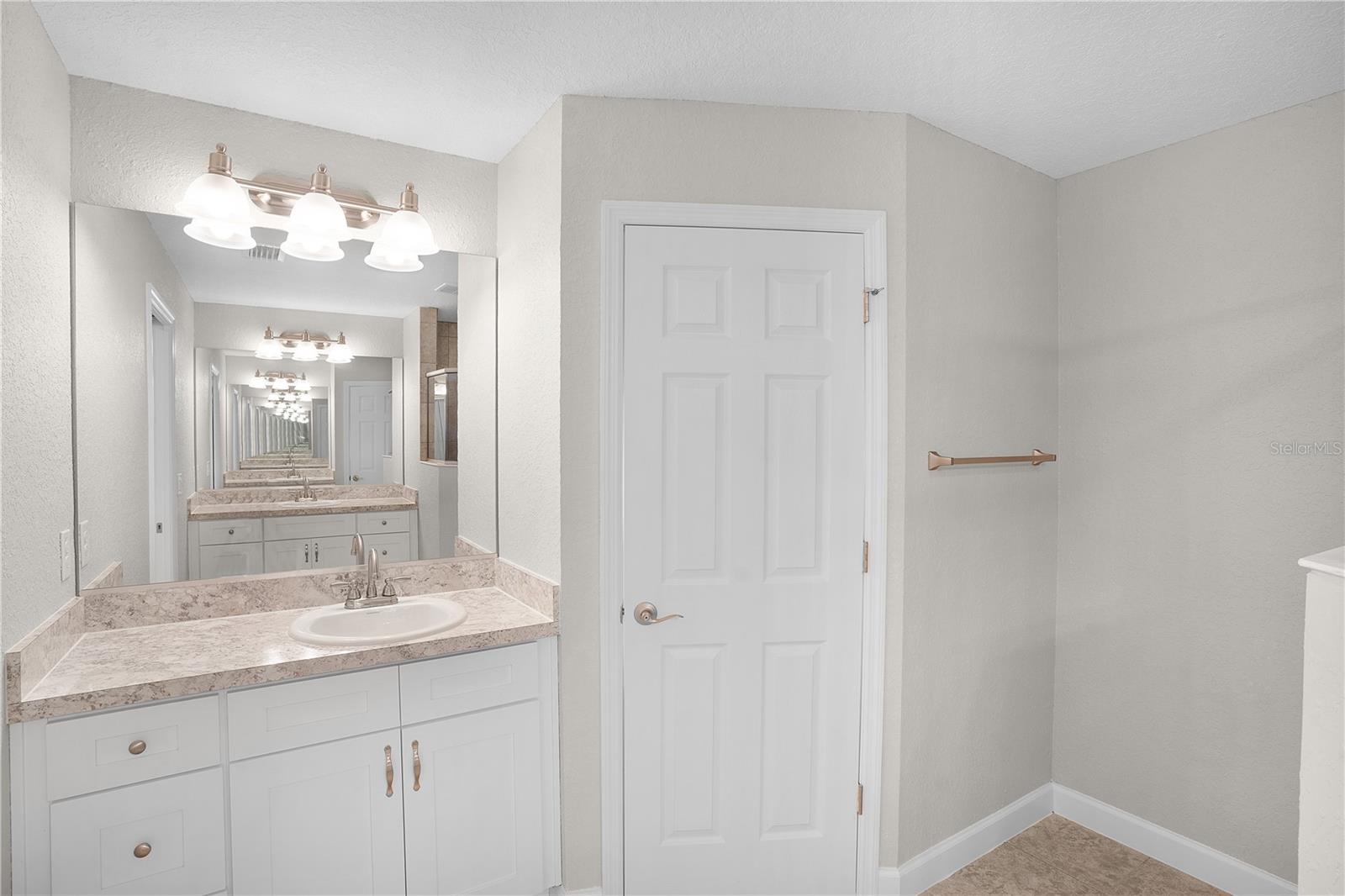 MARION OAKS UN TEN - Residential