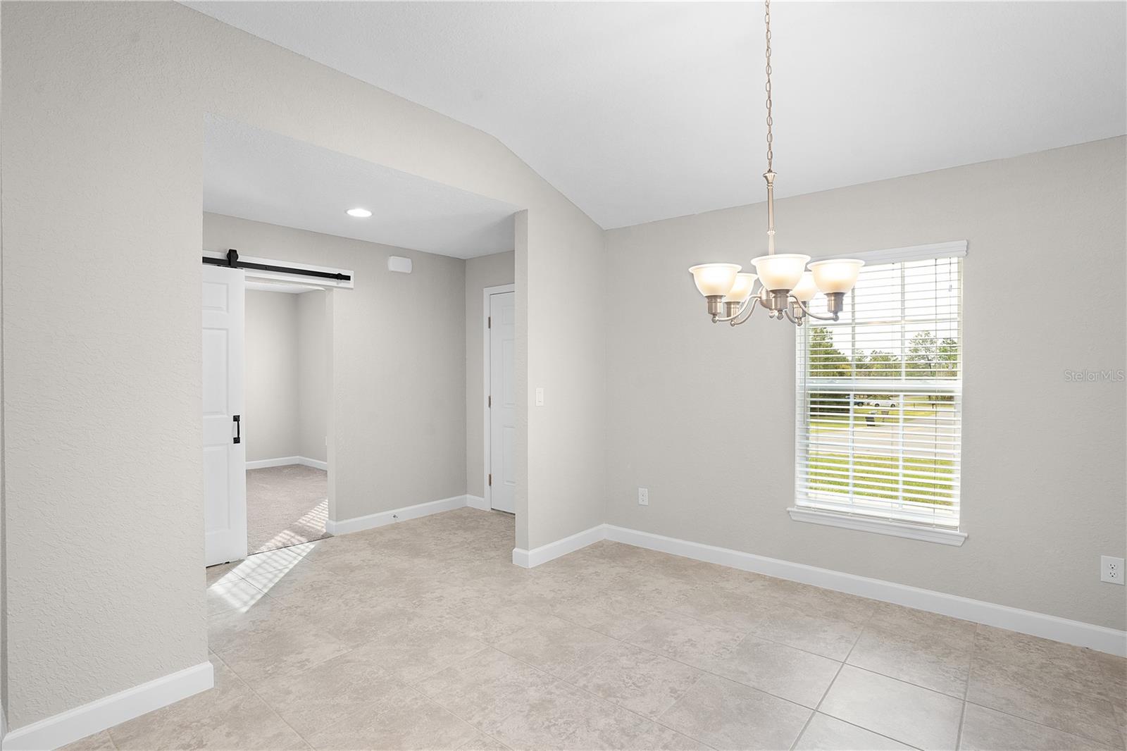 MARION OAKS UN TEN - Residential