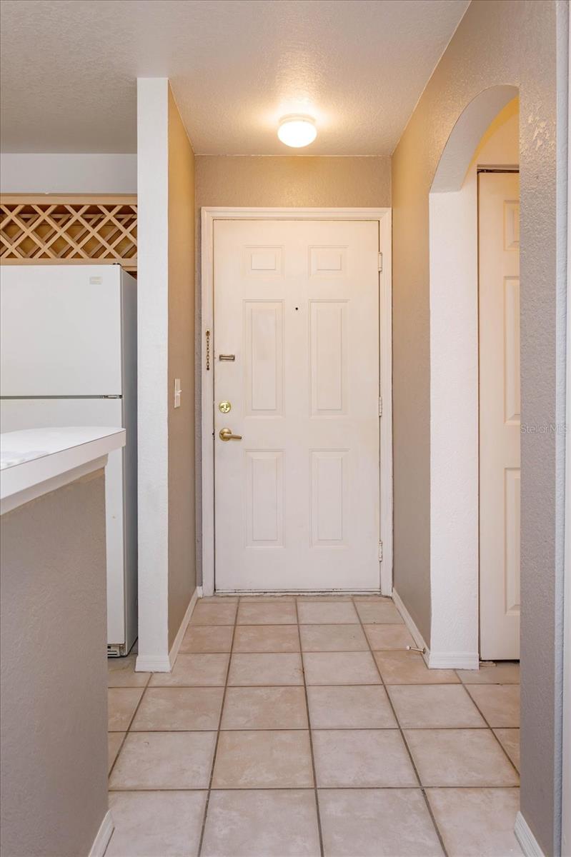 831 CAMARGO WAY 210