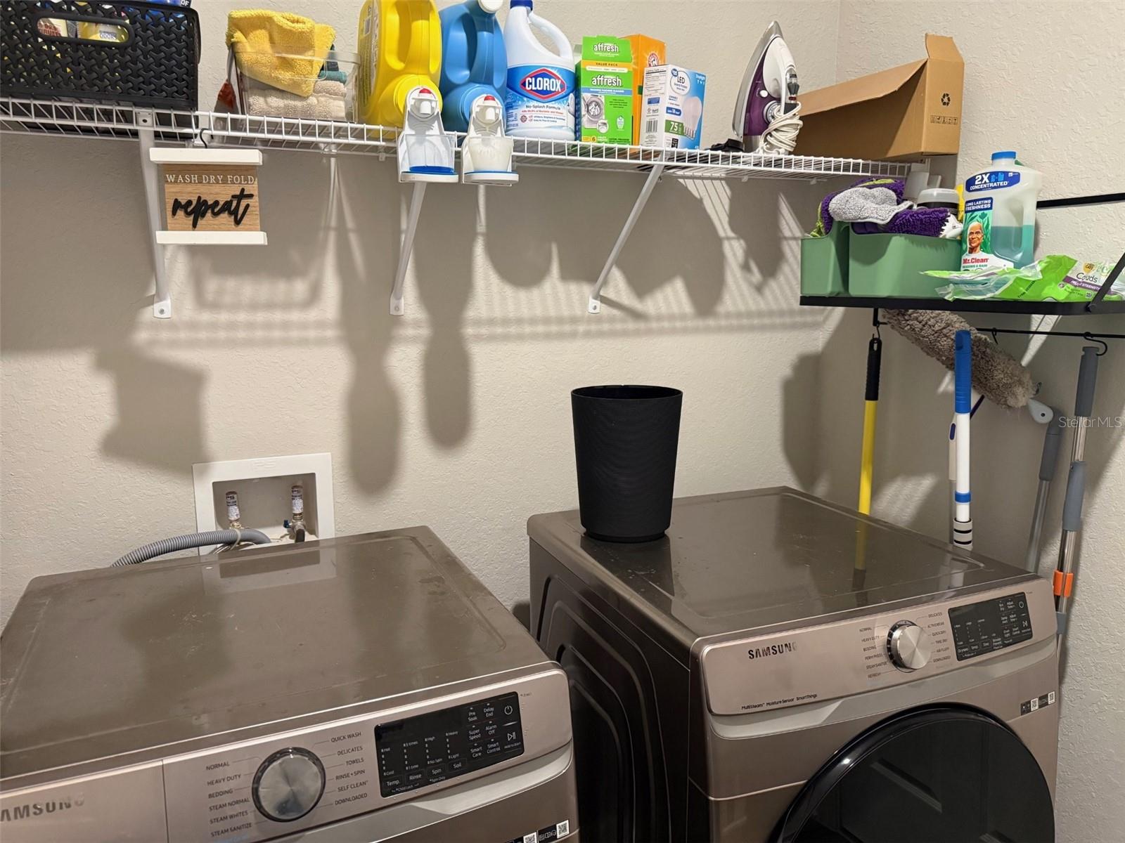 GENEVA LNDGS PH 1 - Residential