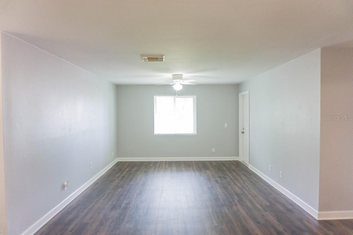 THE HAMPTONS AT BRANDON A CONDO - Residential