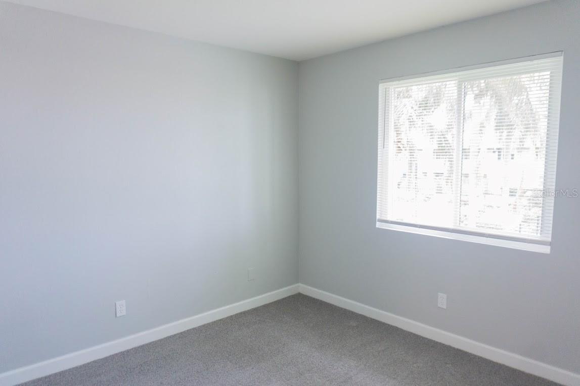 THE HAMPTONS AT BRANDON A CONDO - Residential