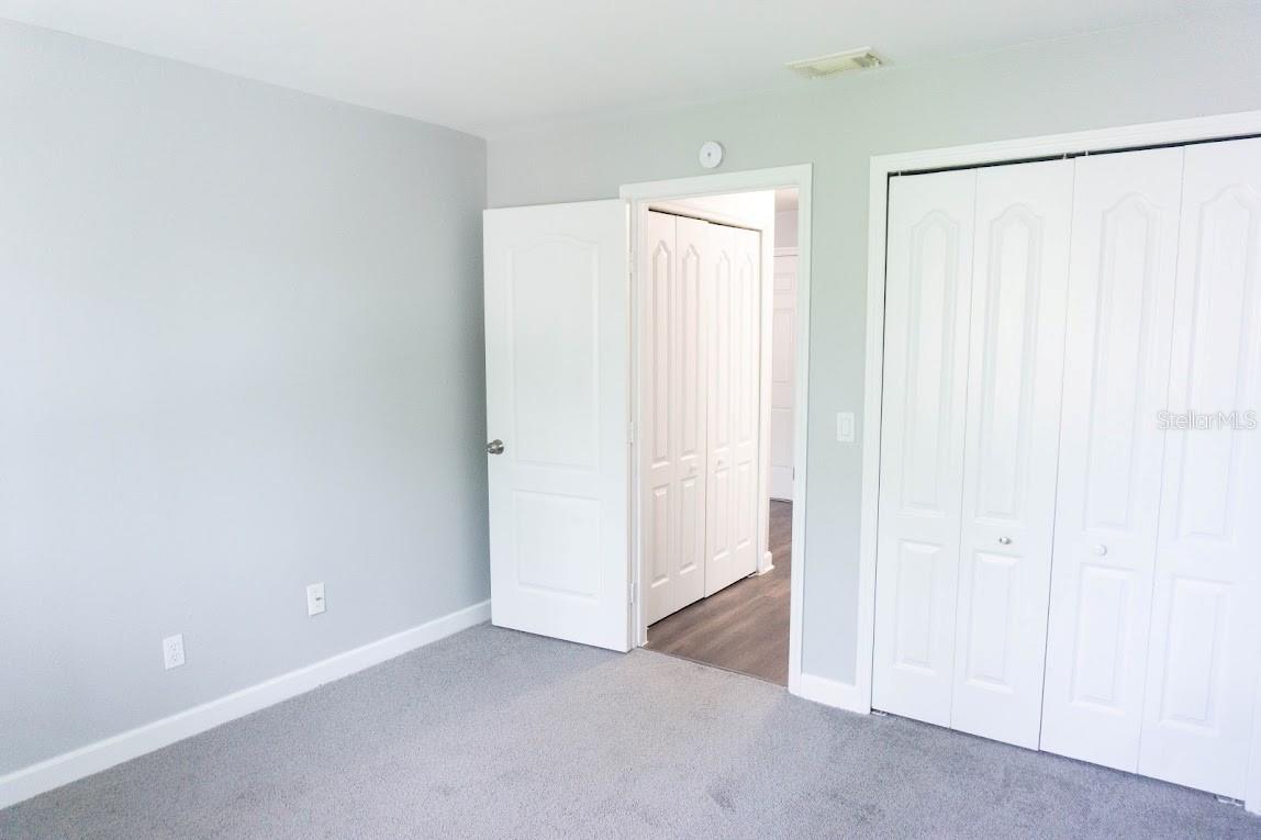 THE HAMPTONS AT BRANDON A CONDO - Residential