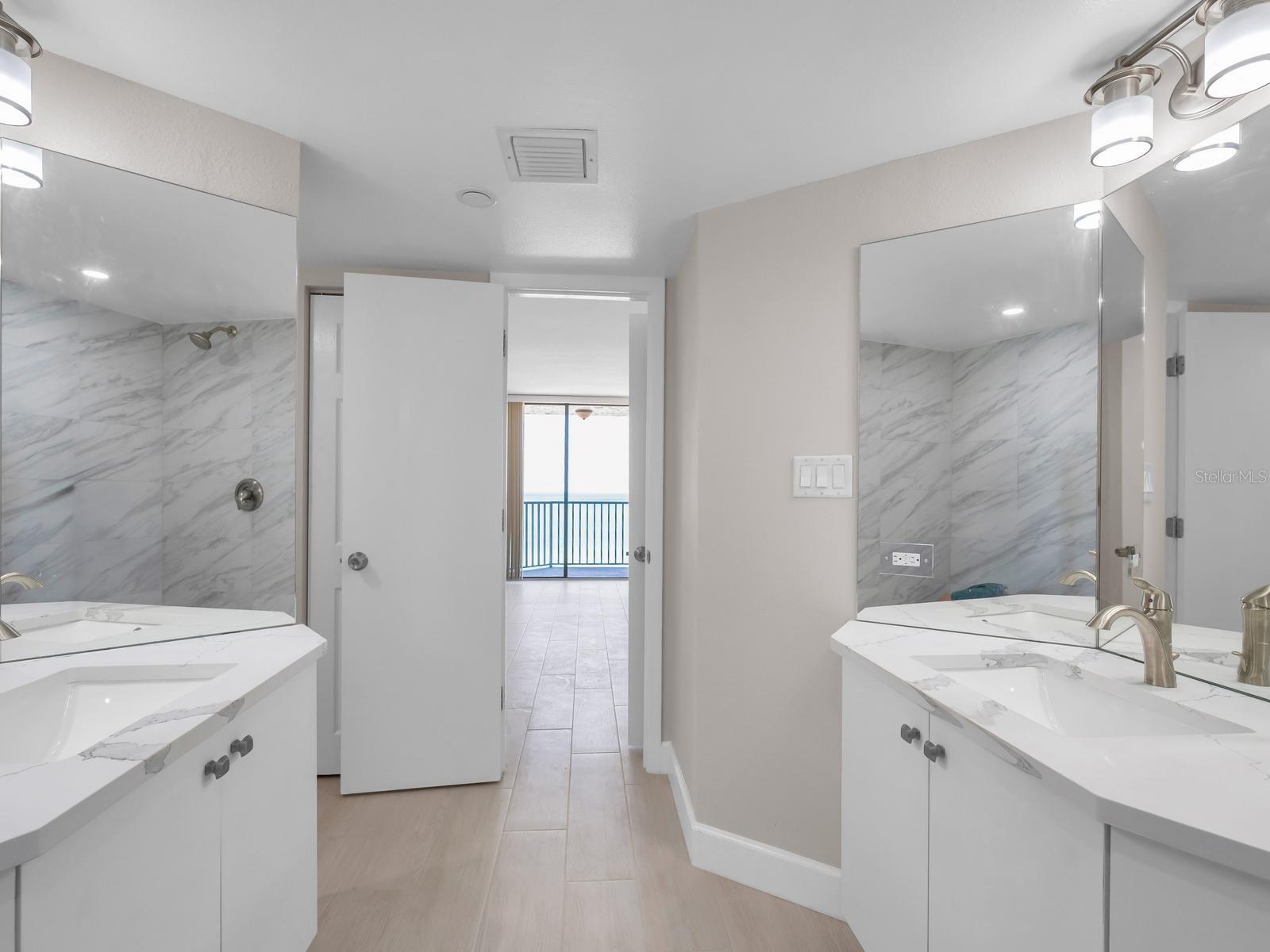 LIGHTHOUSE TOWERS CONDO - Residential