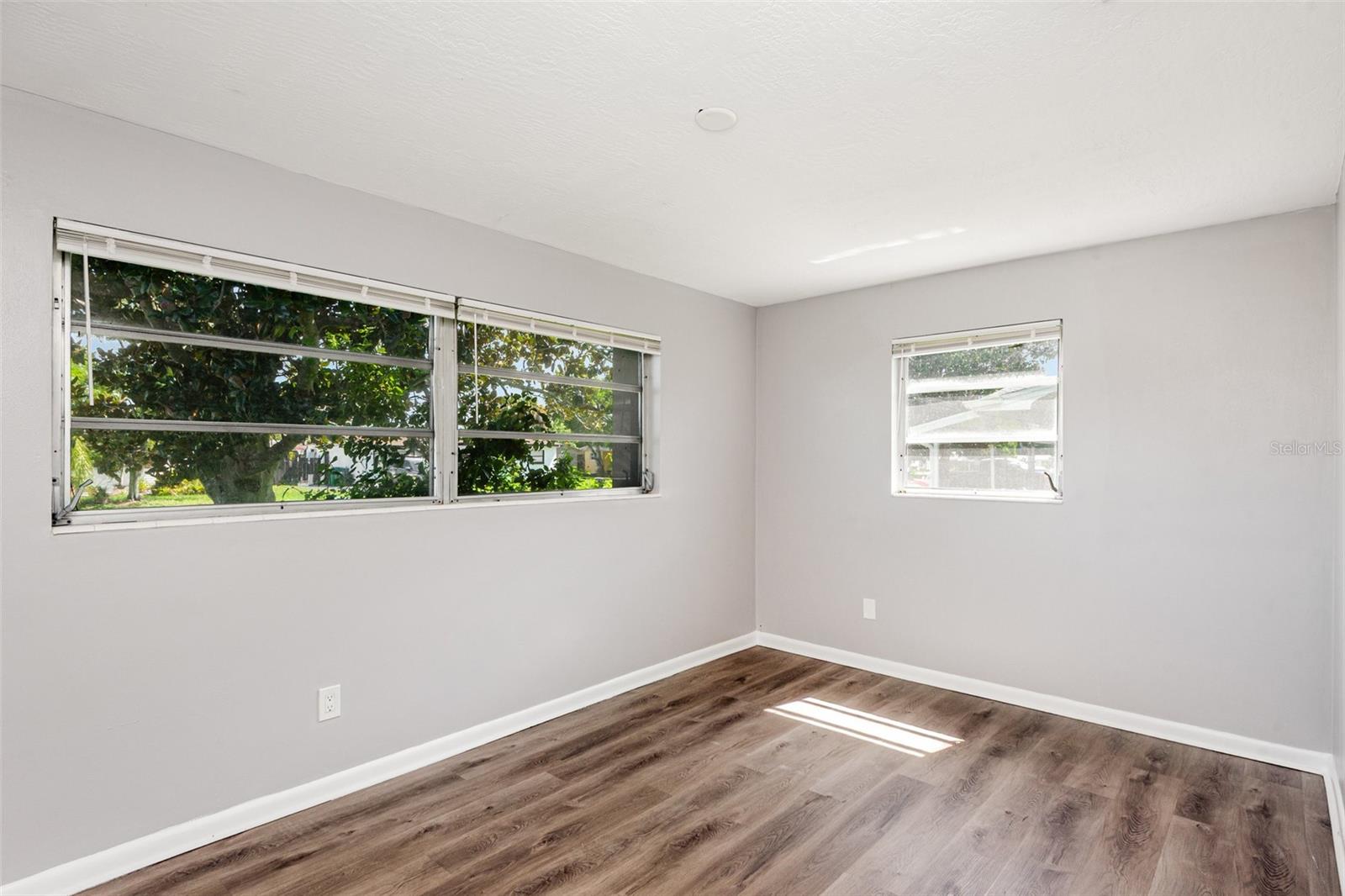 NORTH PORT ST JOHN UNIT 01 - Residential