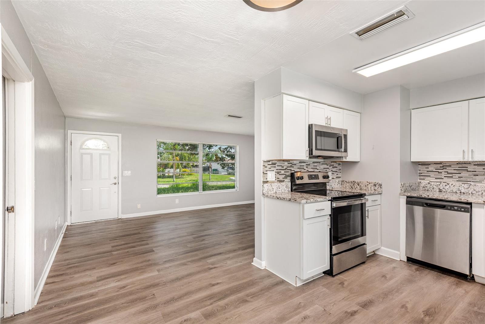 NORTH PORT ST JOHN UNIT 01 - Residential