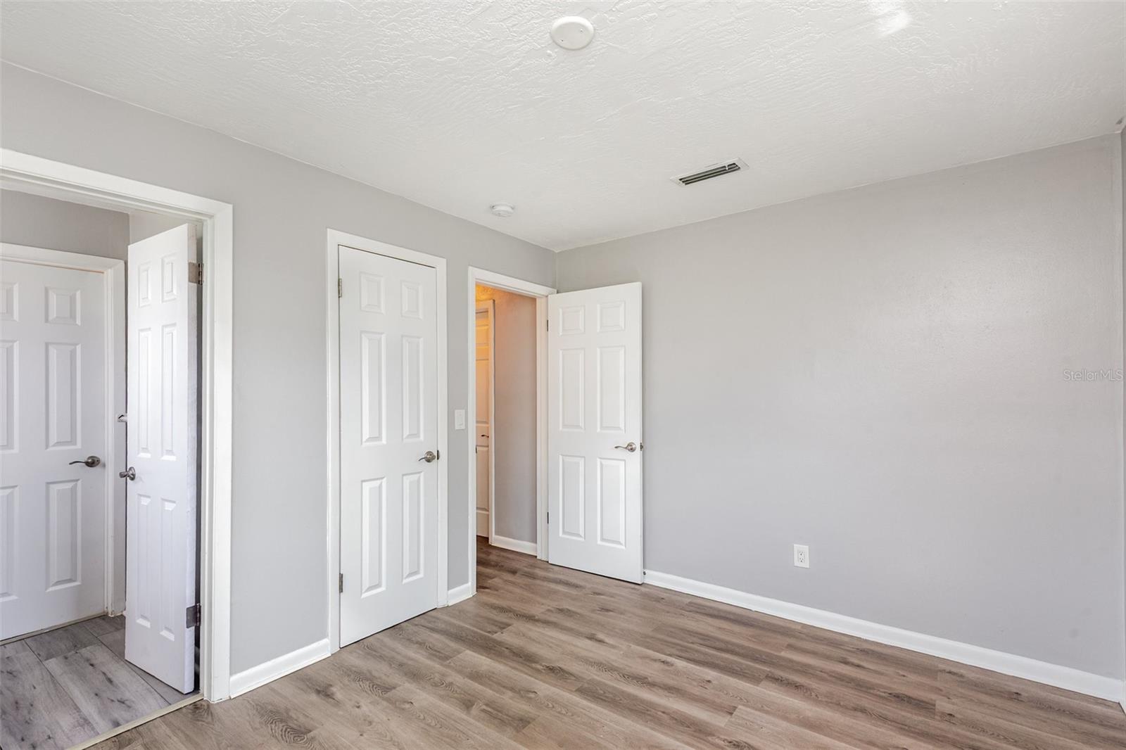 NORTH PORT ST JOHN UNIT 01 - Residential