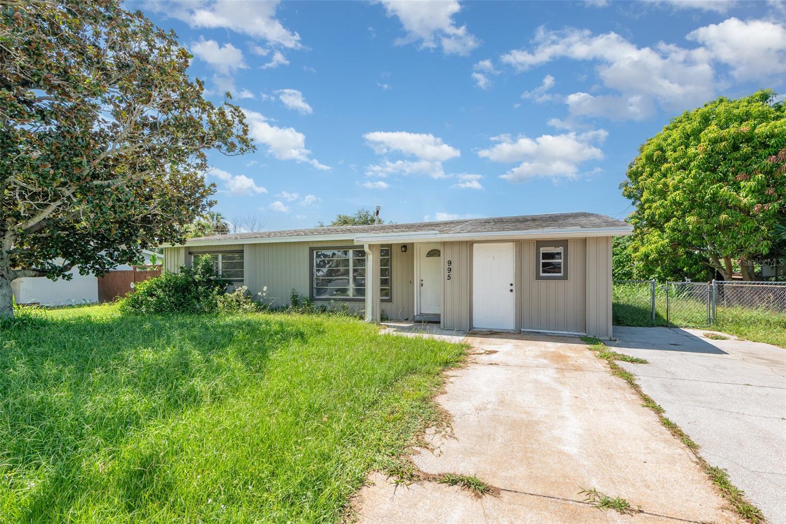 NORTH PORT ST JOHN UNIT 01 - Residential