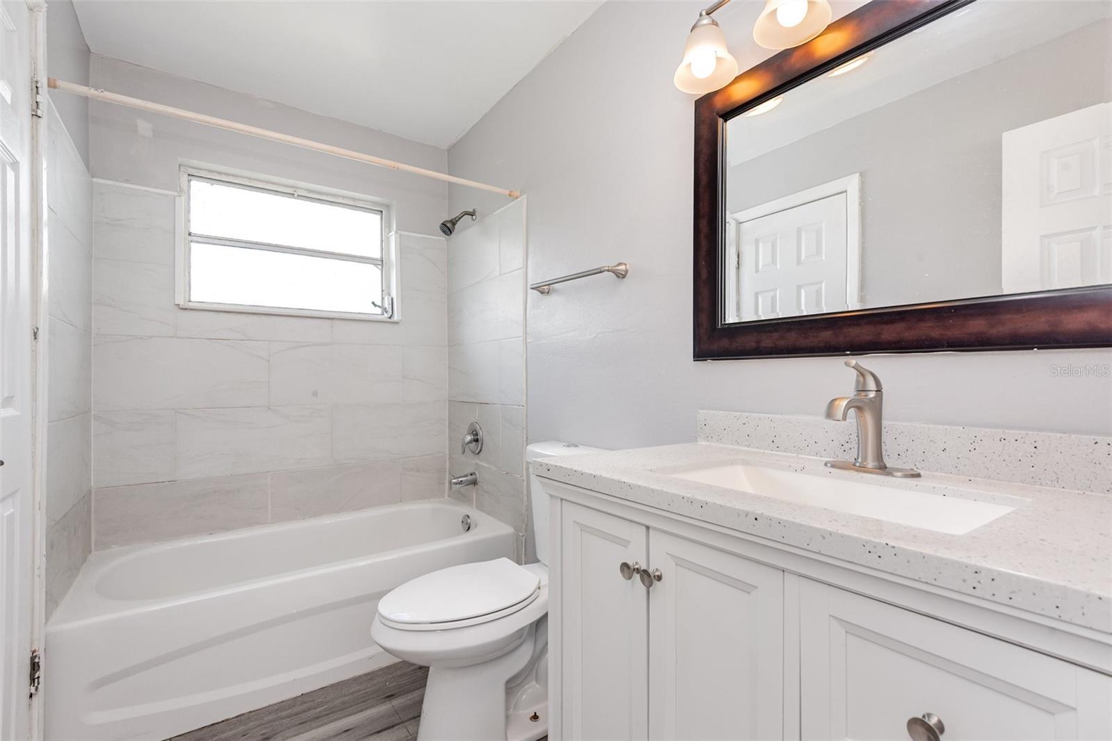 NORTH PORT ST JOHN UNIT 01 - Residential