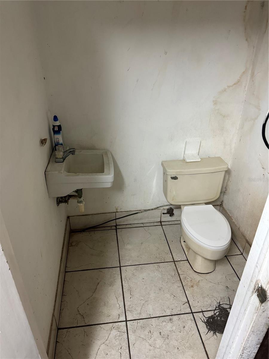 DREWS JOHN H SUB BLKS 1 TO 10 - Commercial Sale