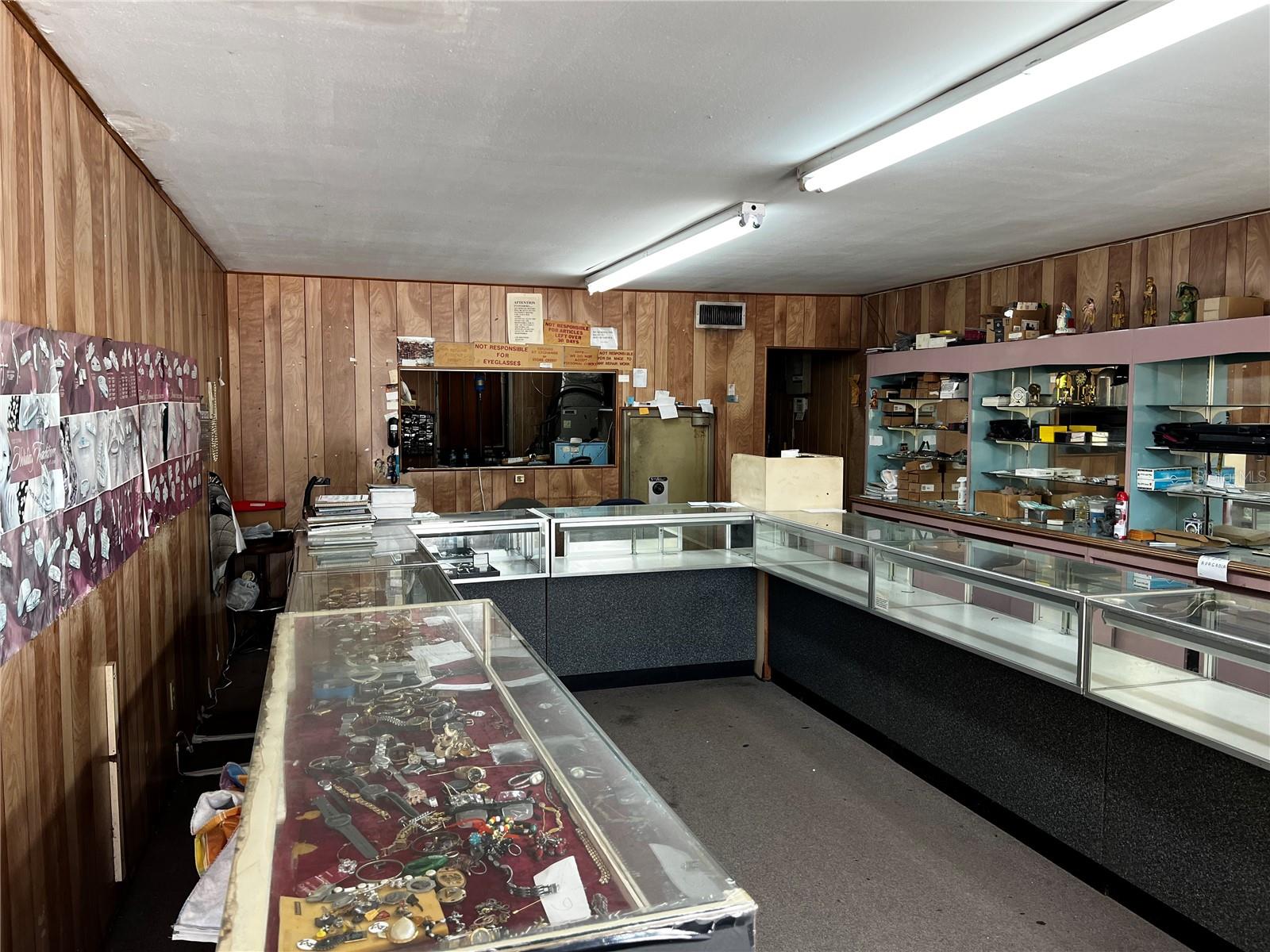 DREWS JOHN H SUB BLKS 1 TO 10 - Commercial Sale