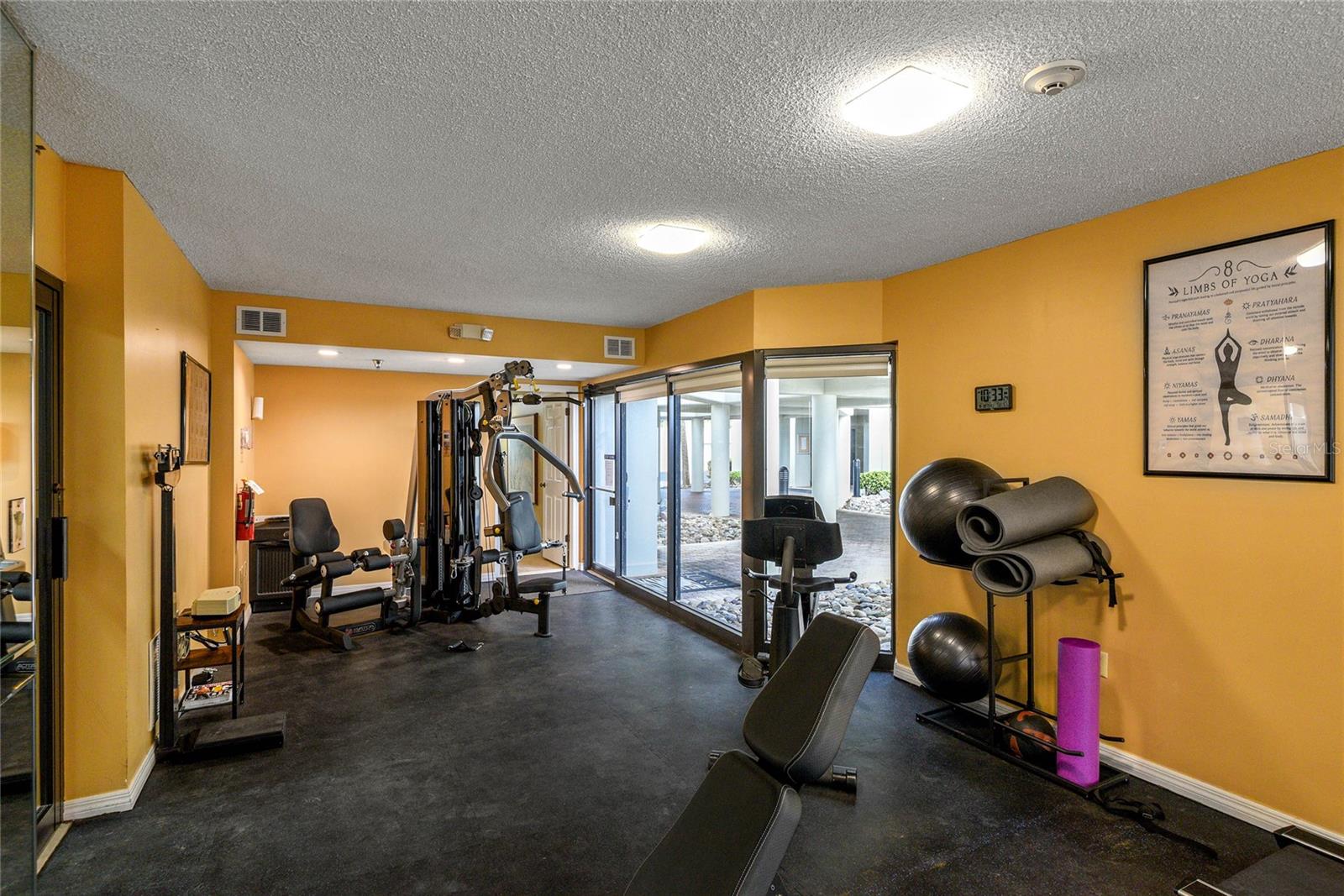 EBB TIDE CONDO - Residential