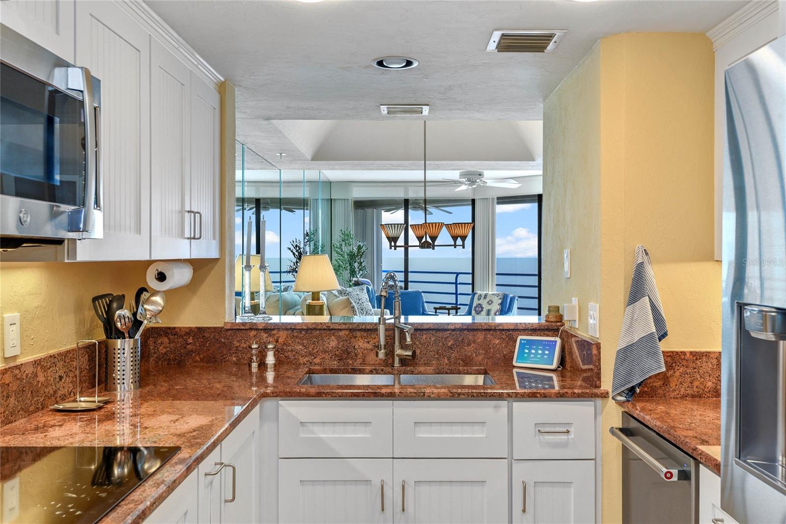 EBB TIDE CONDO - Residential