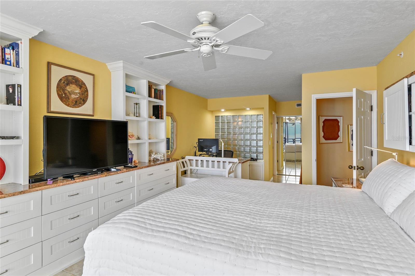 EBB TIDE CONDO - Residential