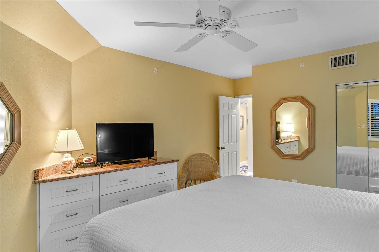 EBB TIDE CONDO - Residential