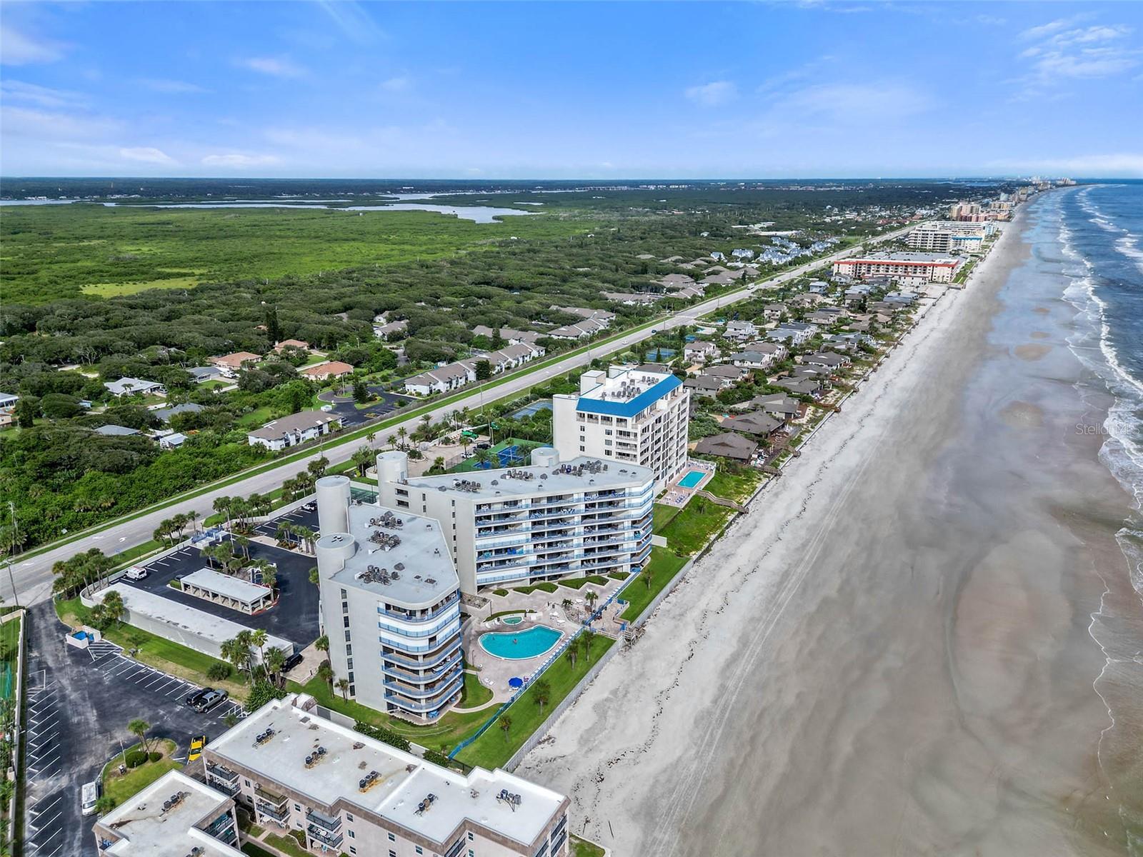 EBB TIDE CONDO - Residential