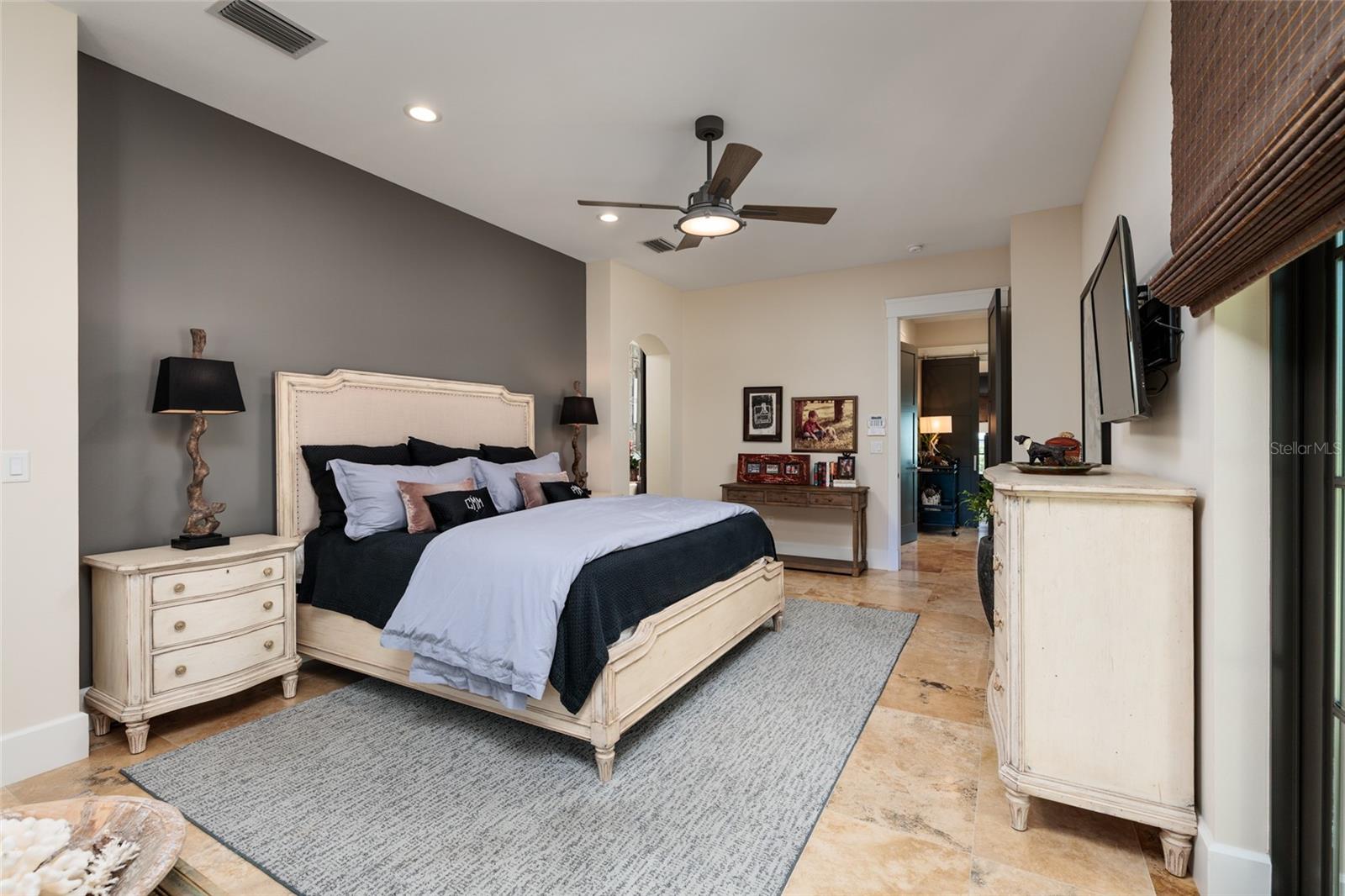 SNELL ISLE SHORES - Residential