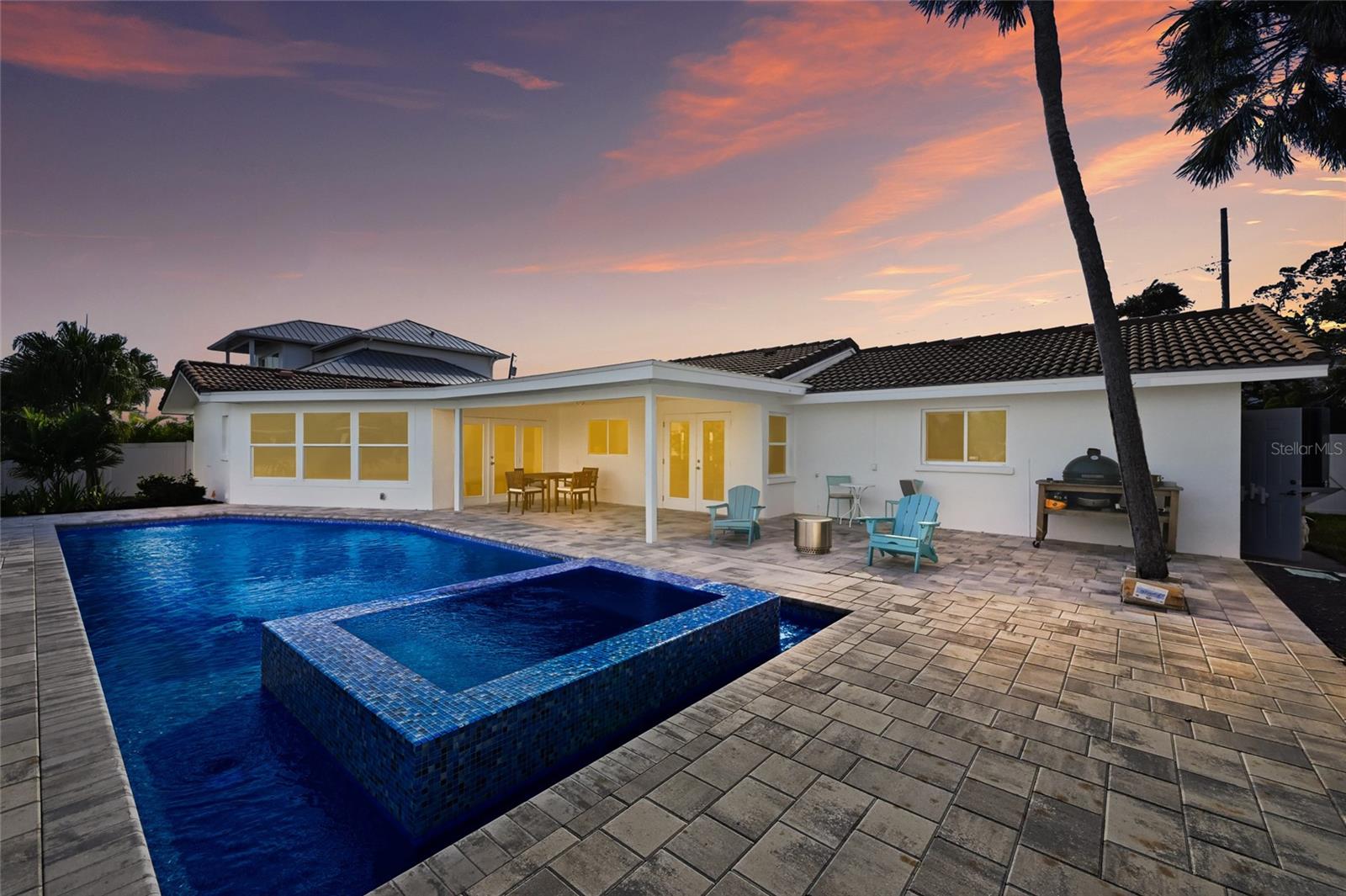 KEY ROYALE 9TH ADD - Residential