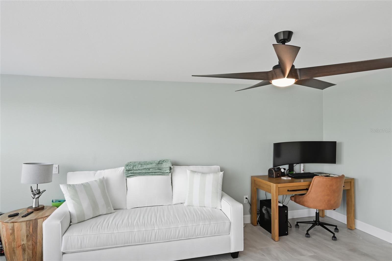 KEY ROYALE 9TH ADD - Residential