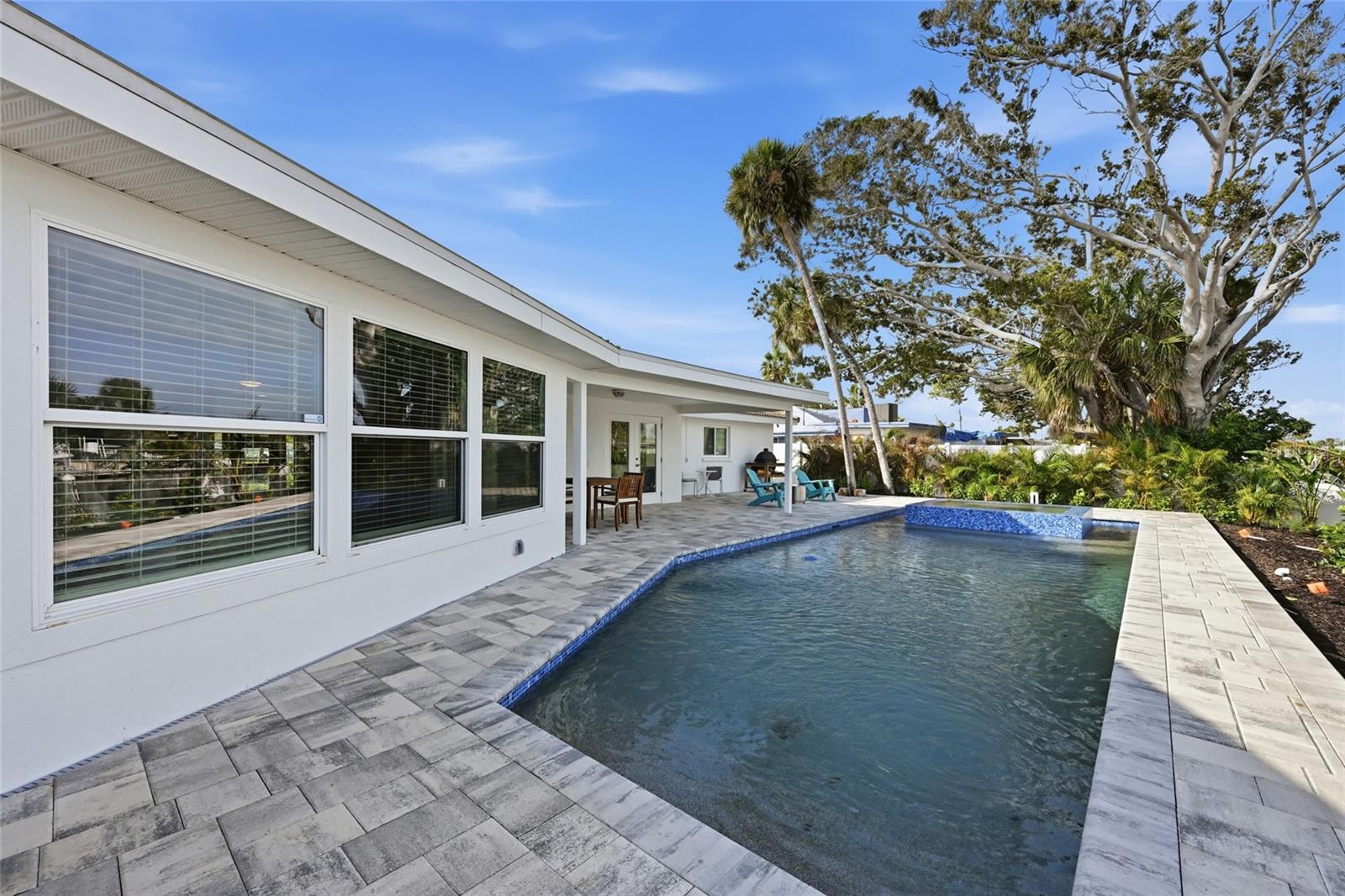 KEY ROYALE 9TH ADD - Residential