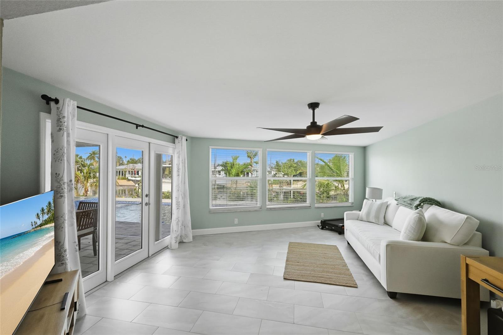 KEY ROYALE 9TH ADD - Residential