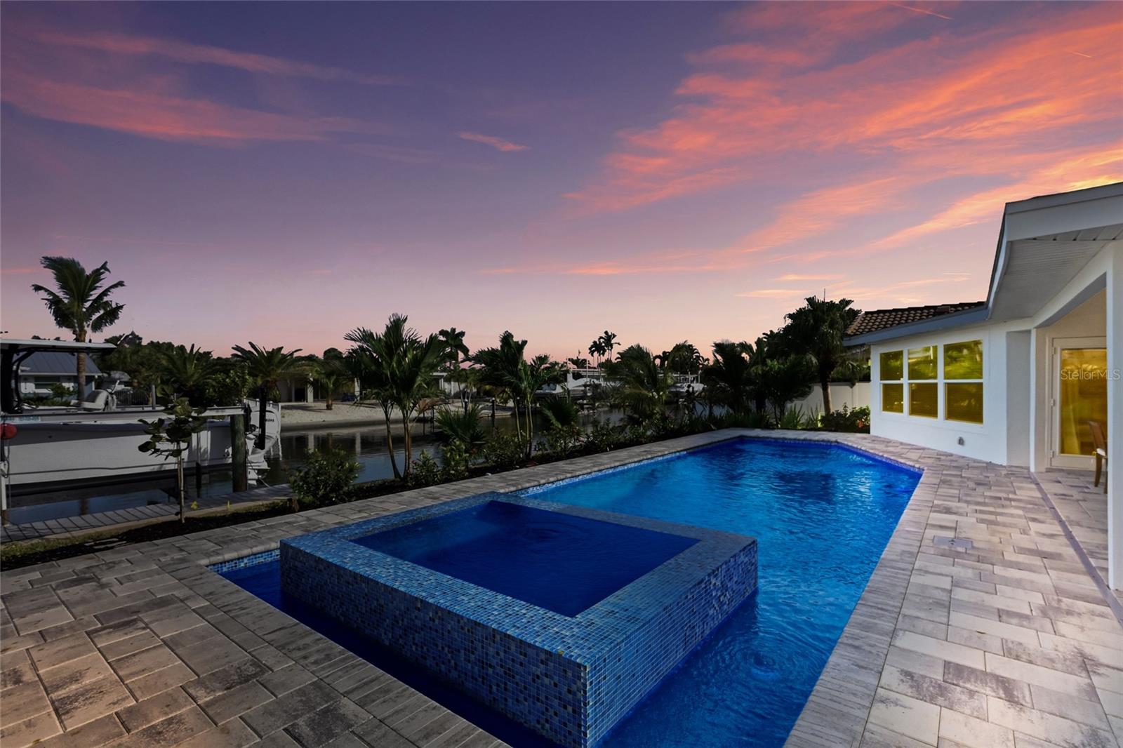 KEY ROYALE 9TH ADD - Residential