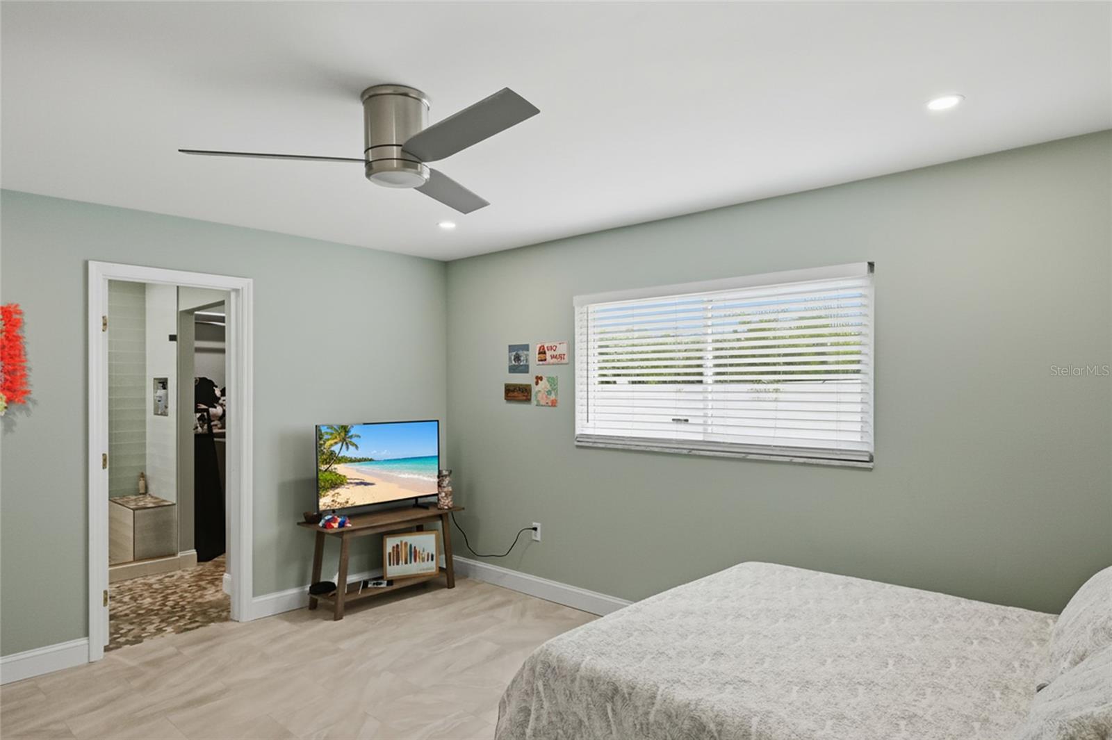 KEY ROYALE 9TH ADD - Residential