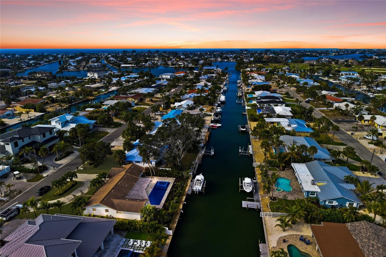 KEY ROYALE 9TH ADD - Residential