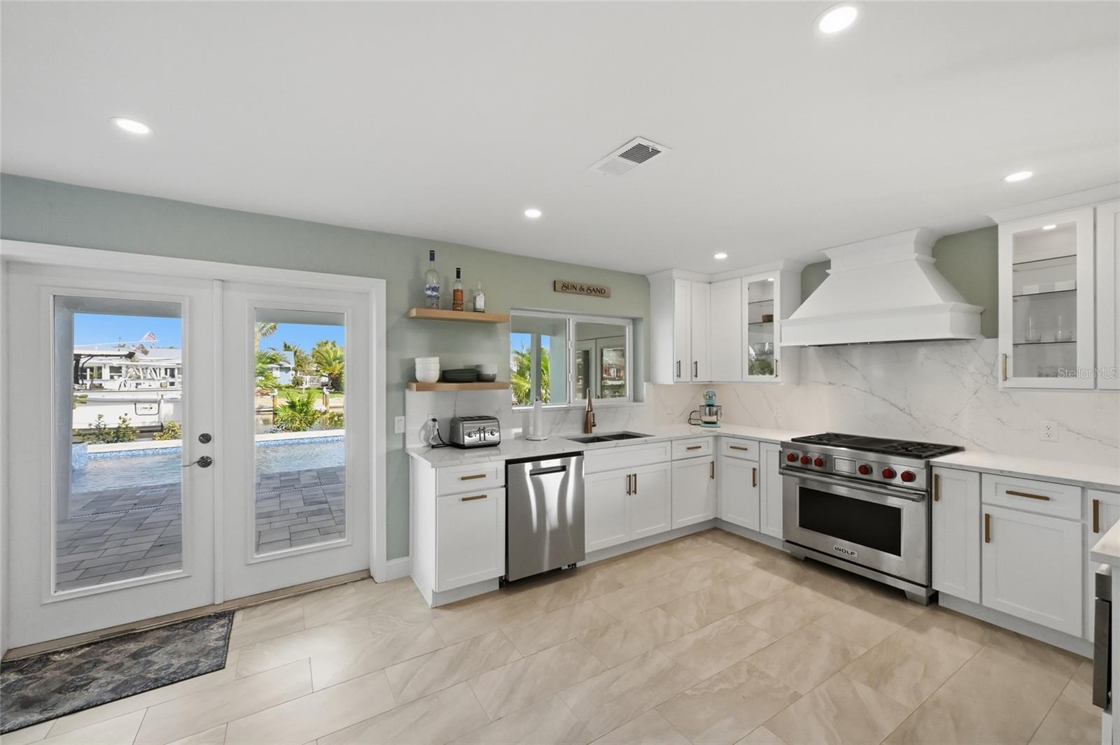 KEY ROYALE 9TH ADD - Residential