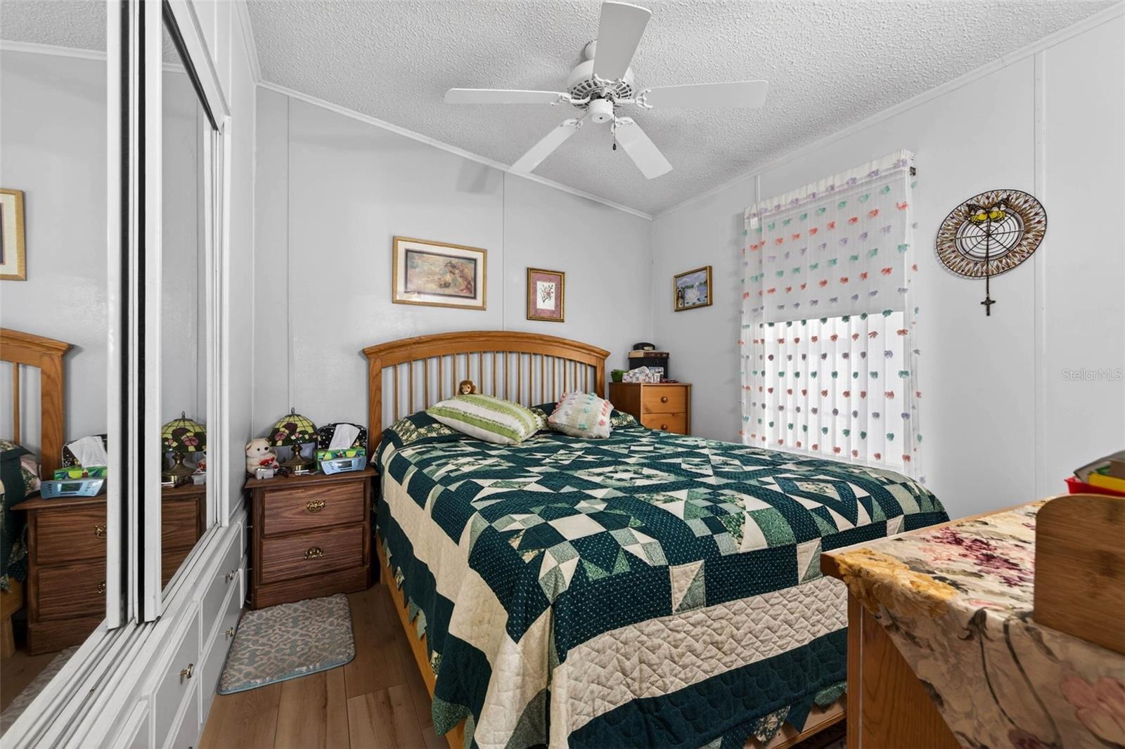 AMERICAN CONDOMINIUM - Residential