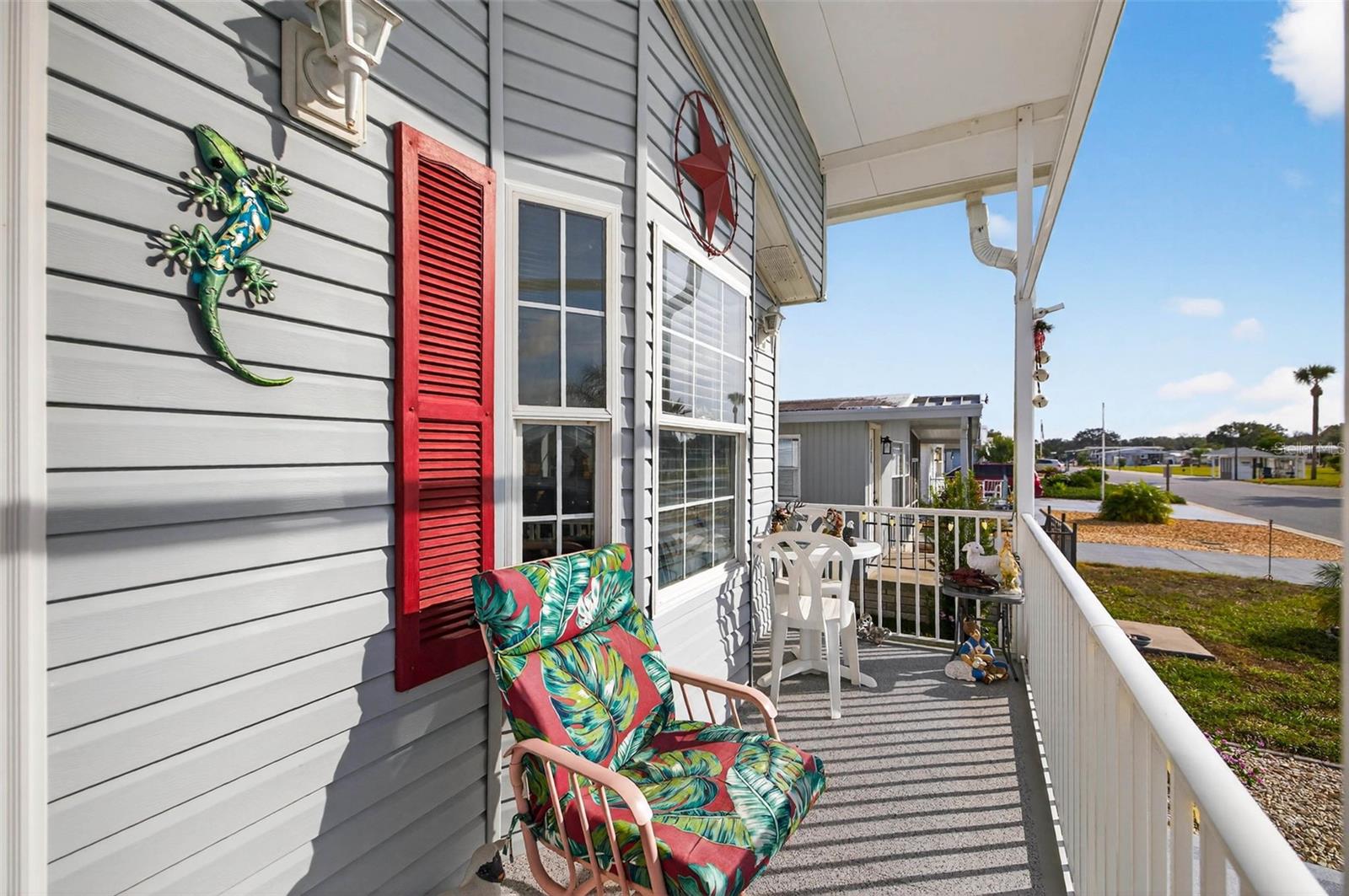 AMERICAN CONDOMINIUM - Residential