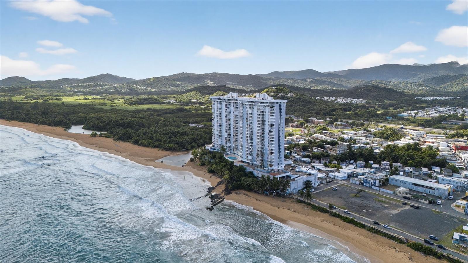 CONDOMINIO SANDY HILLS - Residential