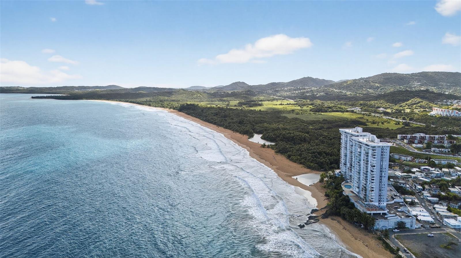 CONDOMINIO SANDY HILLS - Residential