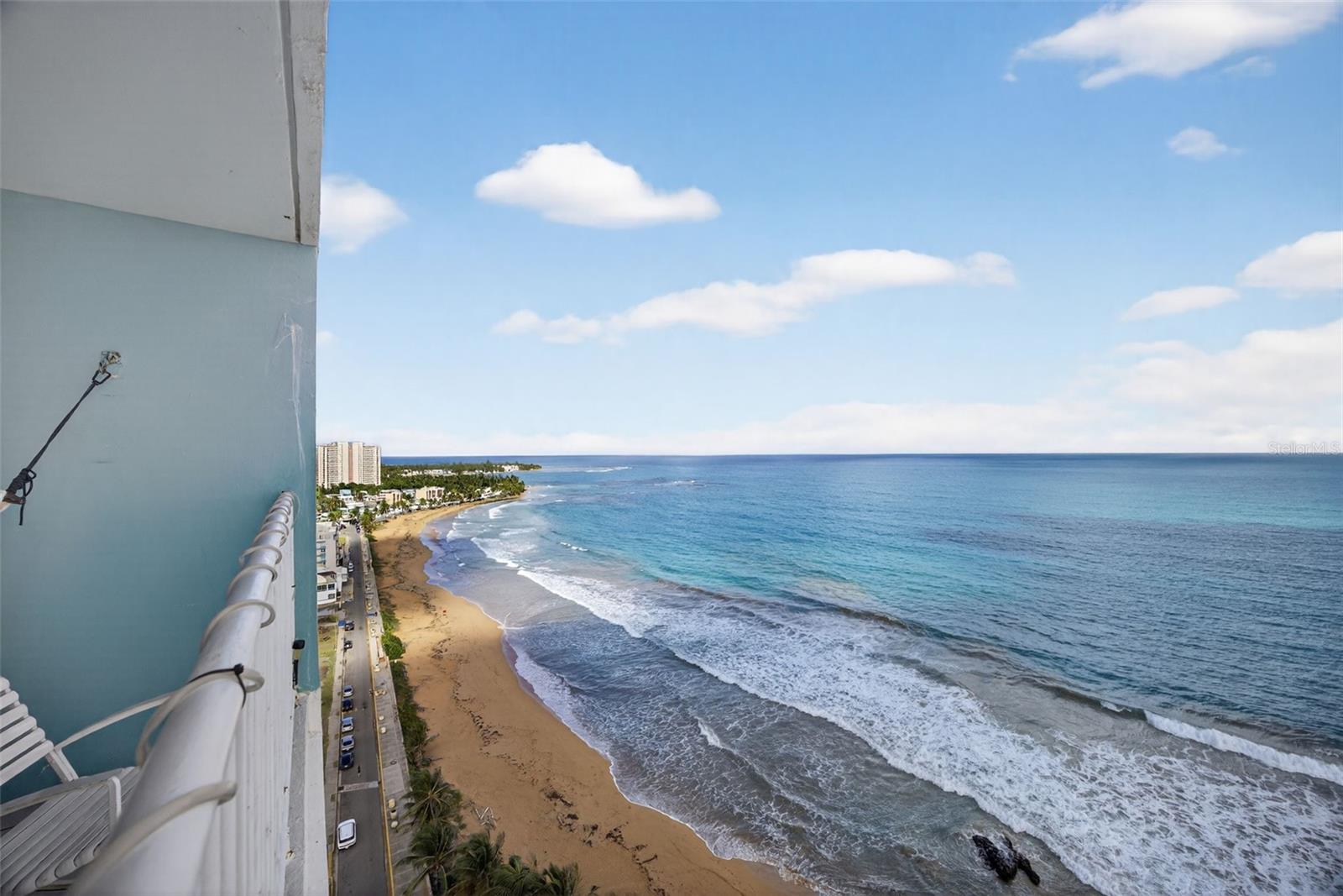 CONDOMINIO SANDY HILLS - Residential