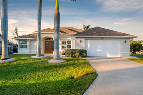 A home in PORT CHARLOTTE