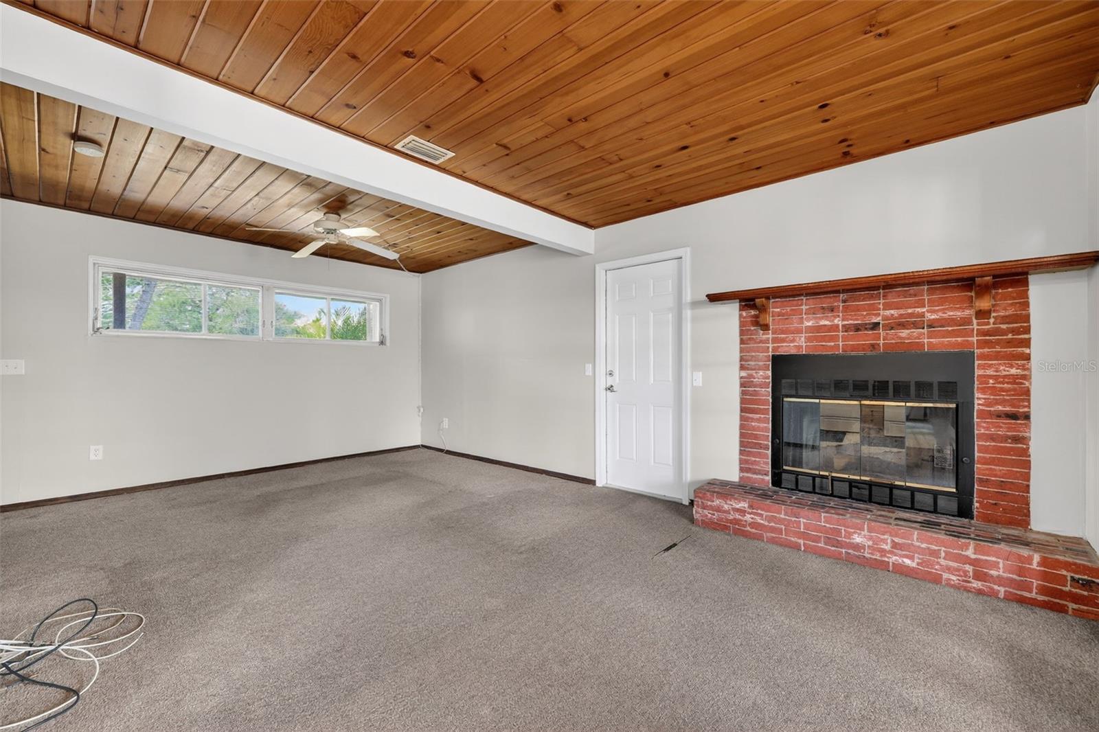 HOLIDAY HEIGHTS 2ND ADD - Residential