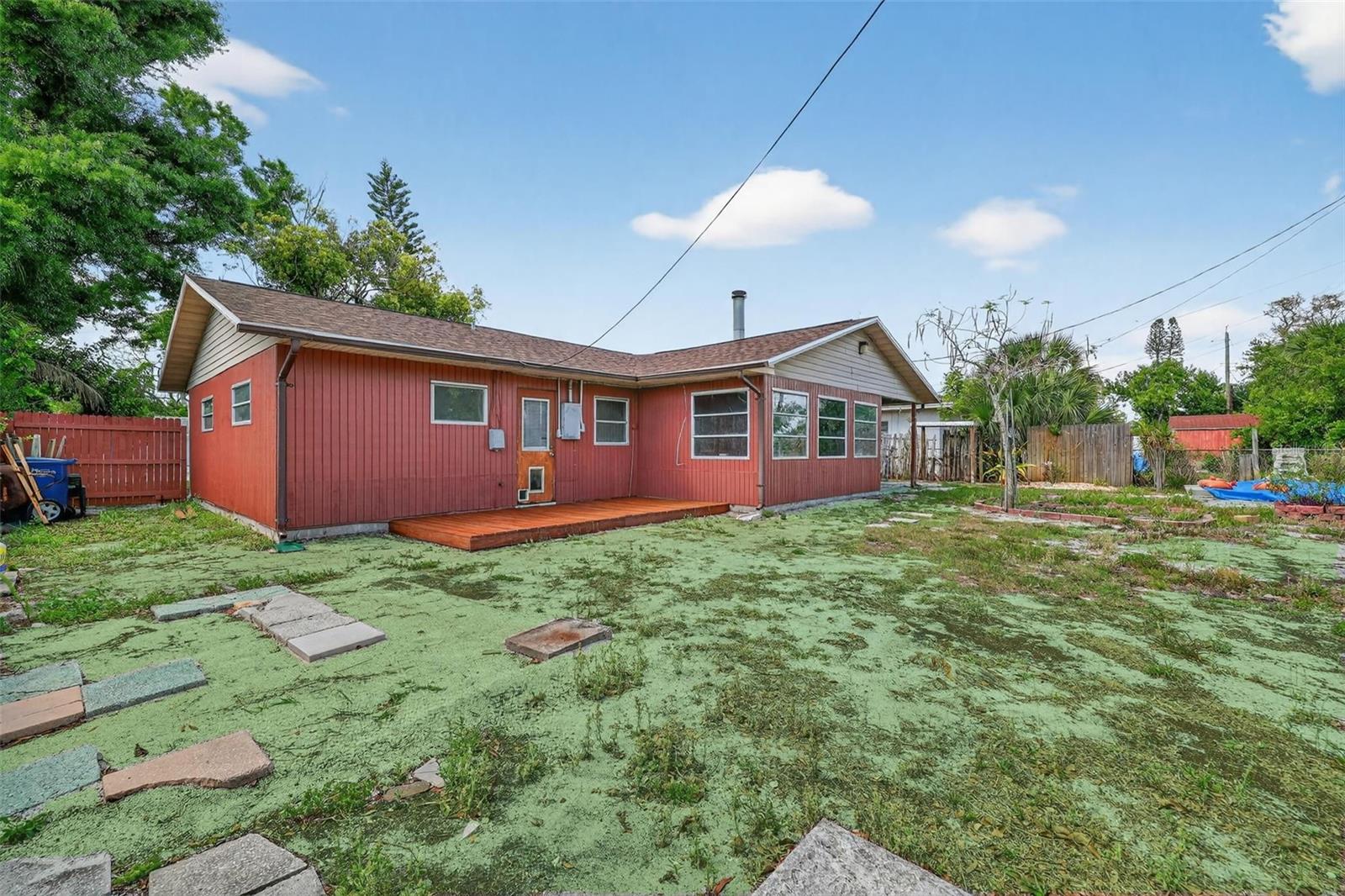 HOLIDAY HEIGHTS 2ND ADD - Residential