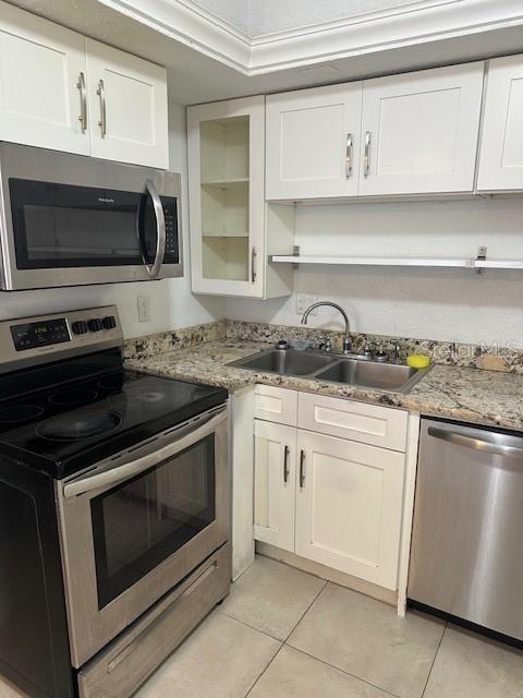 FAIRWAY OAKS - Residential