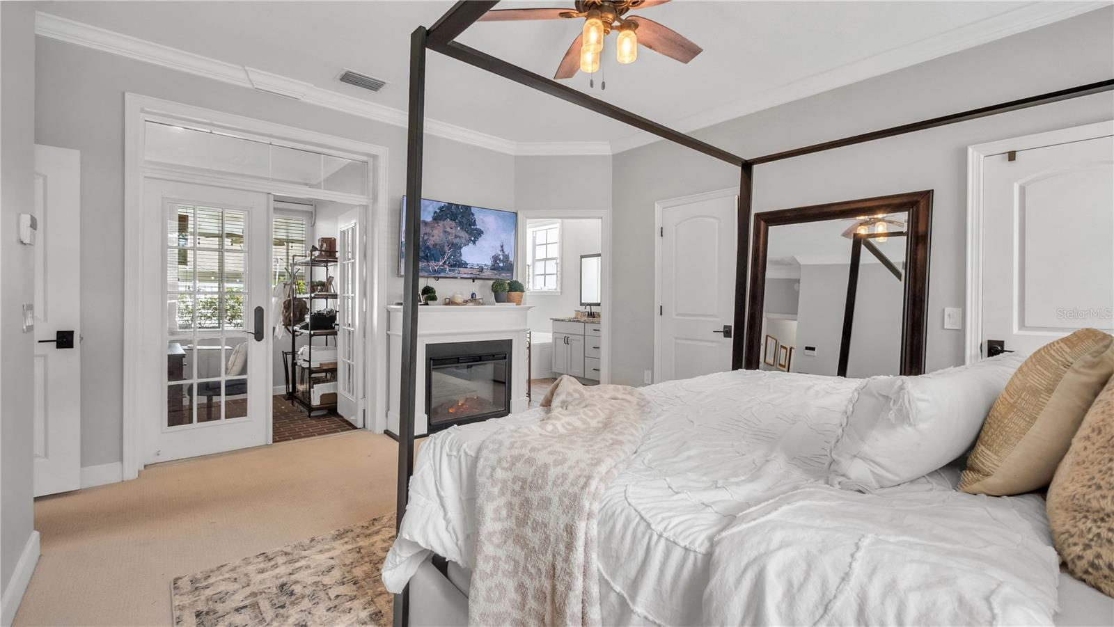 LAKE POINT SOUTH - Residential